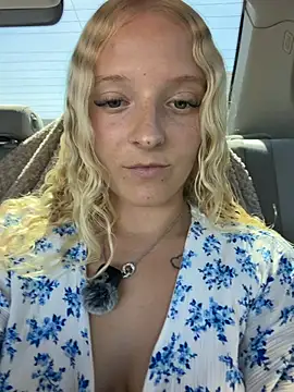 Sophie cute06 online show from August 4, 1:06 pm