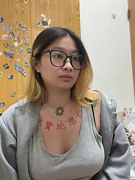 abella1116 online show from March 18, 7:41 pm