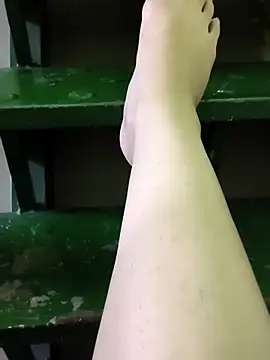 Miky Lyn online show from March 13, 3:24 pm