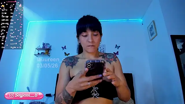 lauureen c online show from May 3, 5:16 pm