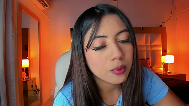 Zoei Moon online show from July 10, 7:36 pm