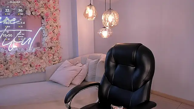 MadisonKane online show from March 12, 12:41 pm