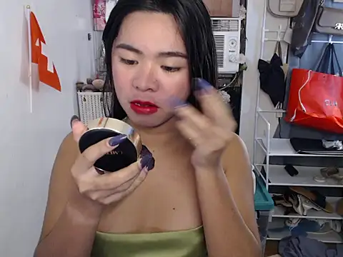 voganmarie online show from June 27, 1:28 pm