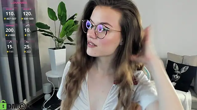 Graceee  online show from February 18, 3:05 am