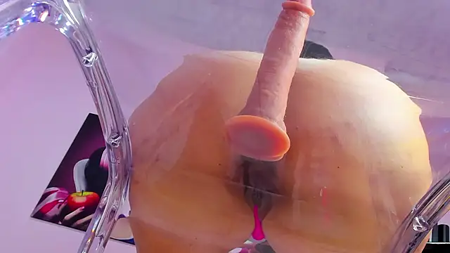 Lily Cole27 online show from March 3, 7:25 am