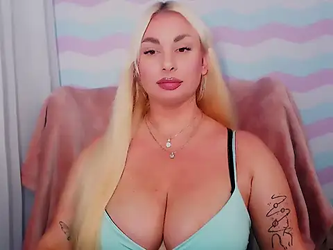LuxuriaGoddess online show from July 7, 5:38 pm