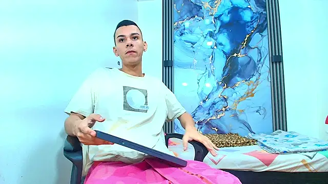 Valentina and sneider  online show from February 2, 7:02 pm