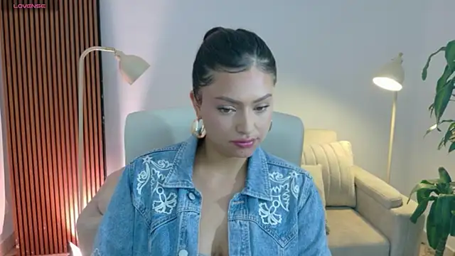 victoria   moon online show from July 24, 2:48 pm