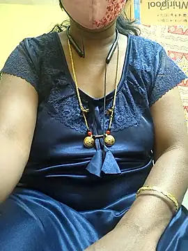 Preeti345 online show from January 13, 9:24 am