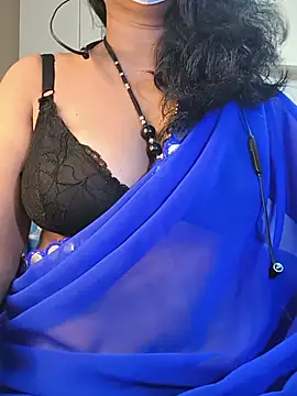 Preeti345 online show from July 18, 6:10 pm