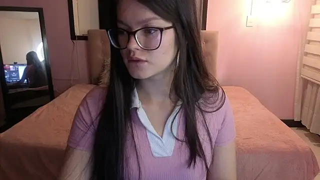 Sara valderrama  online show from July 29, 1:11 pm