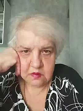 HapinessLovee online show from June 13, 12:24 pm