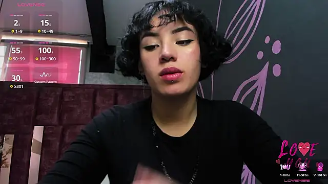 Kiara Fox   online show from February 21, 7:47 pm