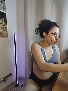 little  ammy online show from July 22, 2:23 am