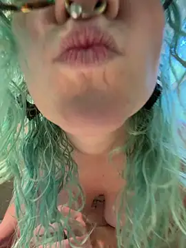 rosiebuddy online show from June 15, 12:11 am