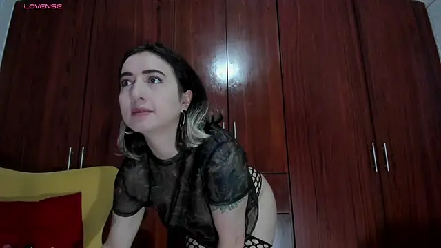 carly grasso online show from April 29, 7:22 am