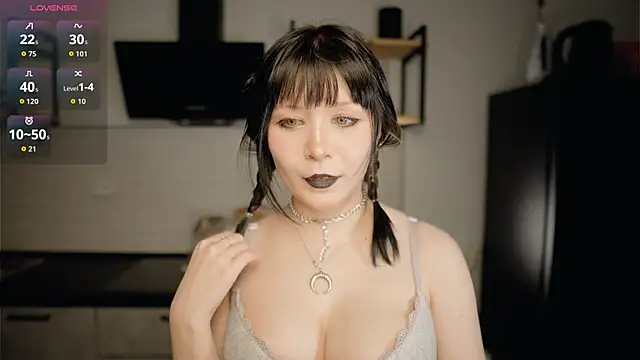 Nickari online show from February 6, 1:36 pm