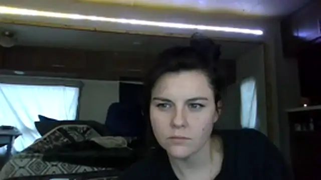 Demilcanaday online show from December 5, 6:53 pm