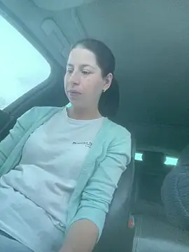 coupledeea online show from April 10, 6:58 pm