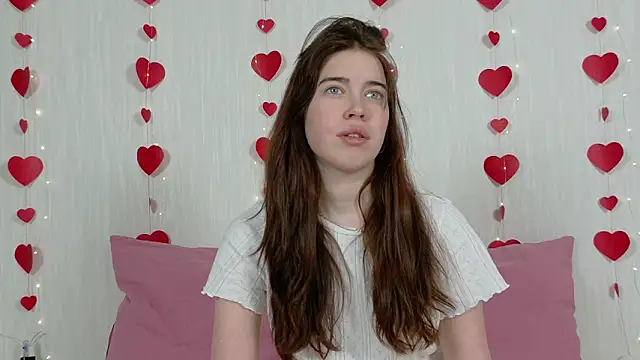 Kimberlybondd online show from February 13, 7:37 pm