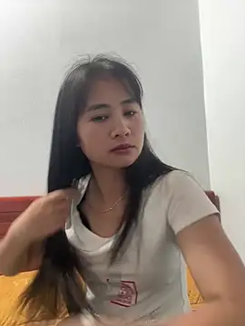 Him MountainGirl online show from April 29, 3:10 am