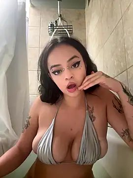 ellrxse online show from December 17, 5:44 am