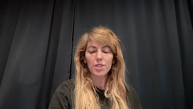 CelestialRuby online show from June 5, 6:28 am