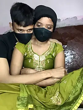 couplegk71 online show from February 16, 3:34 pm