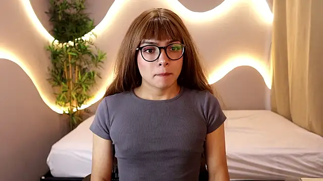 simone sky online show from March 11, 12:52 pm