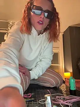 Bellaa25 online show from April 21, 11:12 pm