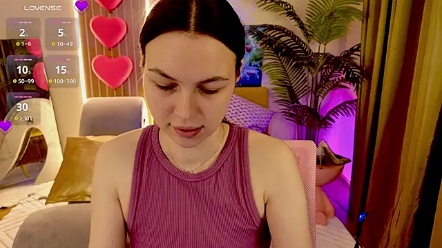 MaxinCarroll online show from April 28, 9:57 am