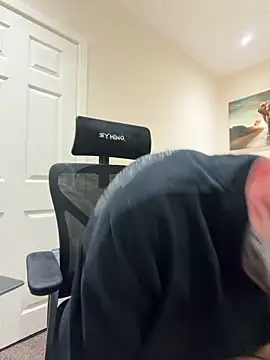 Juliann69Ramiro online show from March 10, 7:40 pm