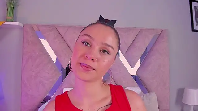 Amelia Saenz  online show from July 14, 3:06 pm