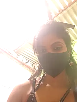 STICKY GIRL online show from February 16, 6:30 pm