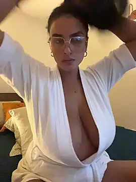 Lena-Williamss online show from July 19, 5:31 am
