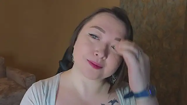 DianaLure online show from December 17, 1:33 am