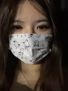 Momochen8839 online show from March 18, 1:27 pm