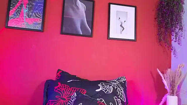 LilithVelvet  online show from March 12, 10:01 pm