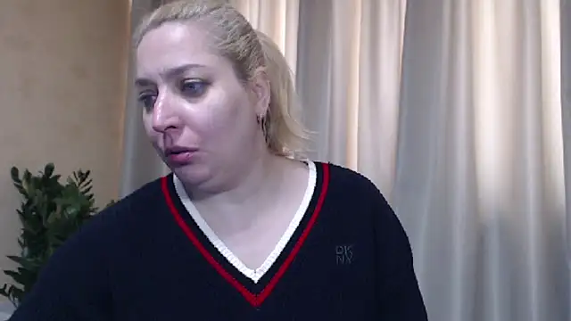 sweetpussy13 online show from May 2, 5:33 am