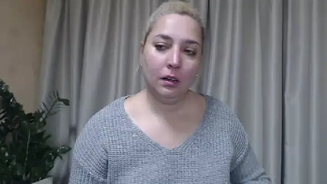 sweetpussy13 online show from October 22, 6:29 am