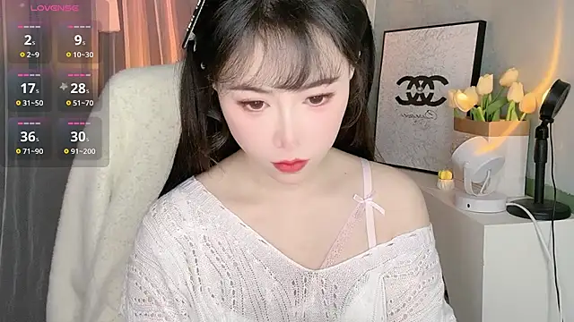 Anna25899 online show from December 16, 5:24 am