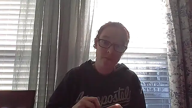 redremmi online show from March 8, 4:55 pm