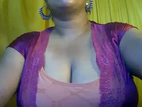 MISTI KOLK online show from June 8, 8:37 am