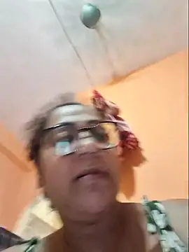 MISTI KOLK online show from July 29, 4:34 am