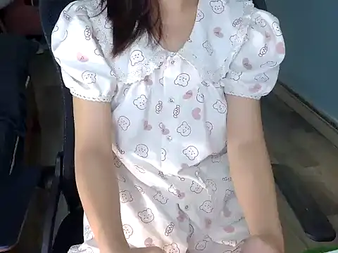 Chichi 86 online show from July 8, 3:20 am