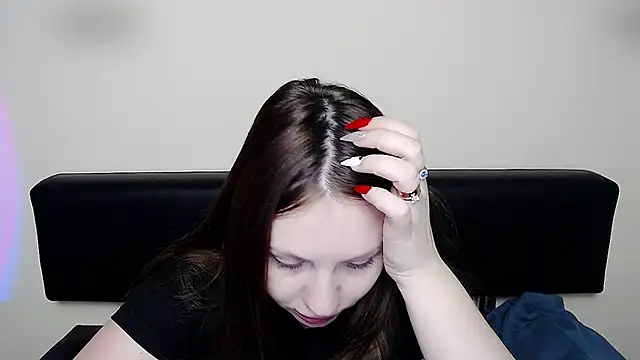 LiliaErmi online show from February 16, 7:30 am