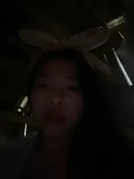 lux-su online show from May 2, 2:04 am