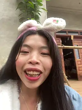 lux-su online show from April 30, 1:00 am