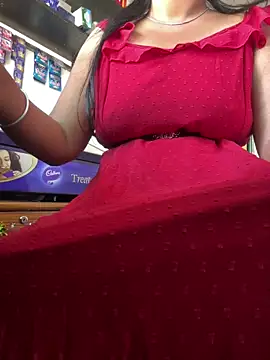 cute mahi001 online show from March 13, 9:43 am