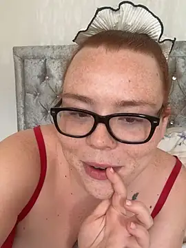 AnnieAinsx online show from June 7, 11:28 am